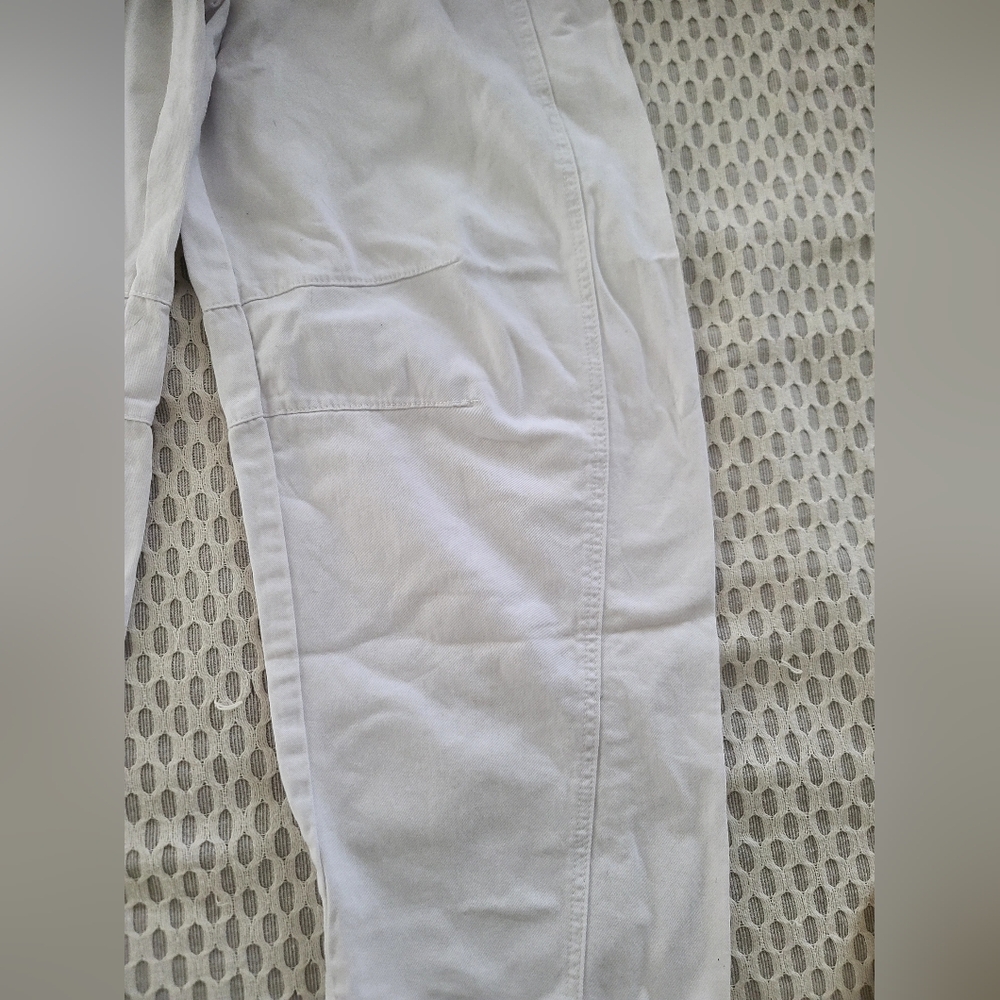 White Barrel Jeans - Picture 2 of 7